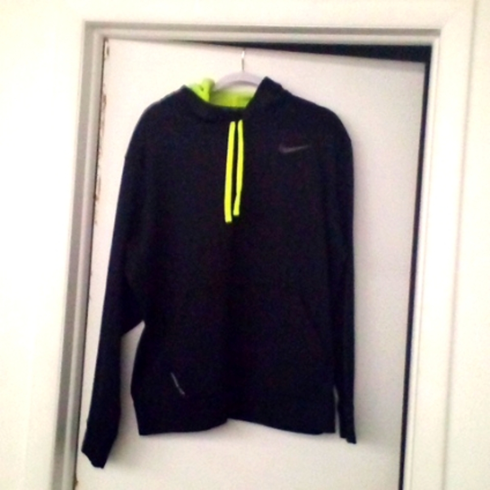 Mens Nike hoody black size xl